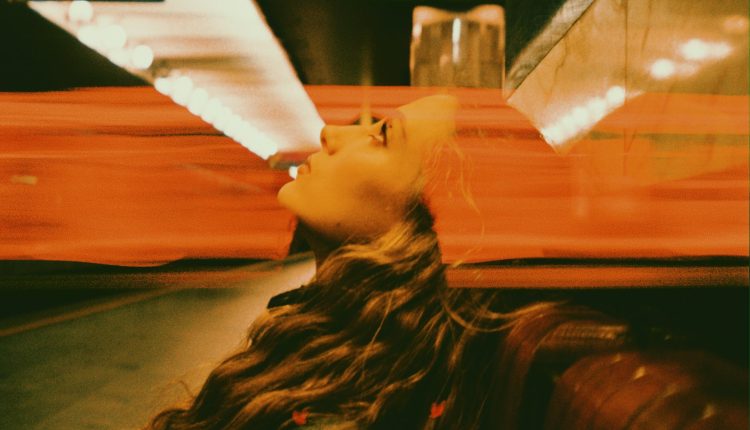 giyim stilleri sokak modasinin yeni trendleri